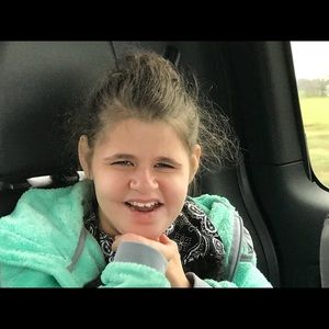 Meet your Posher, Robin